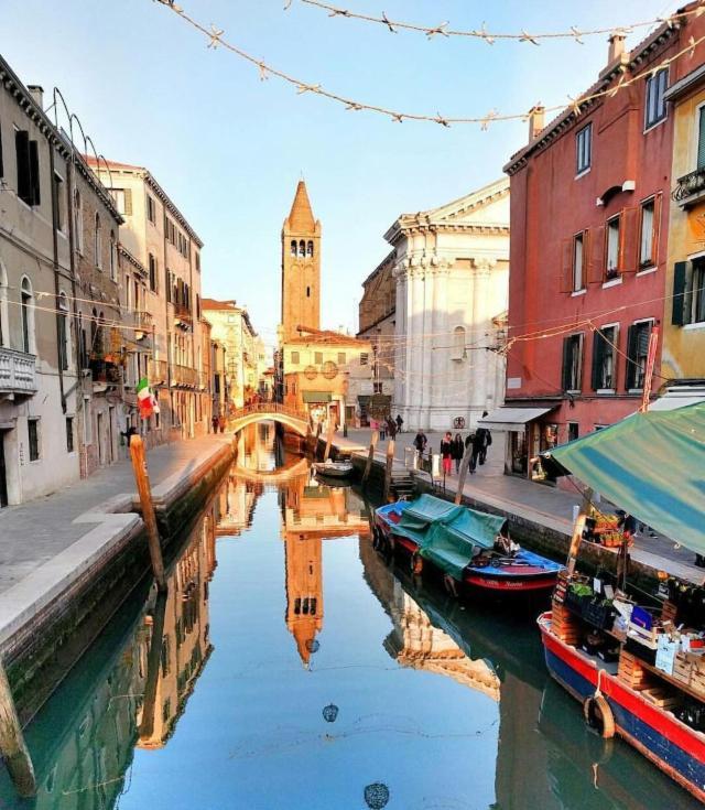 San Barnaba On The Canal ヴェネツィア エクステリア 写真